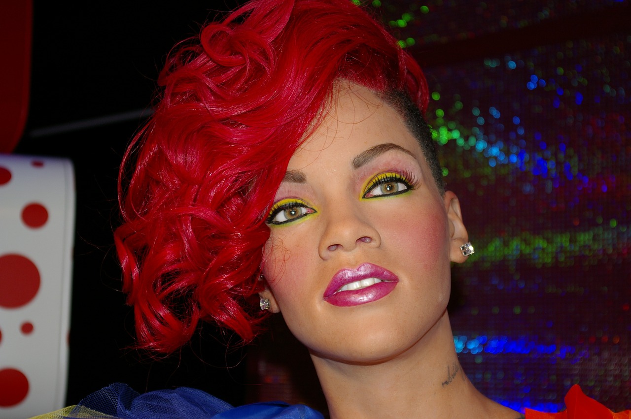 rihanna singer pop star free photo