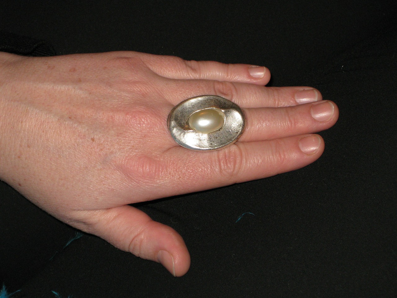 ring finger ring hand free photo