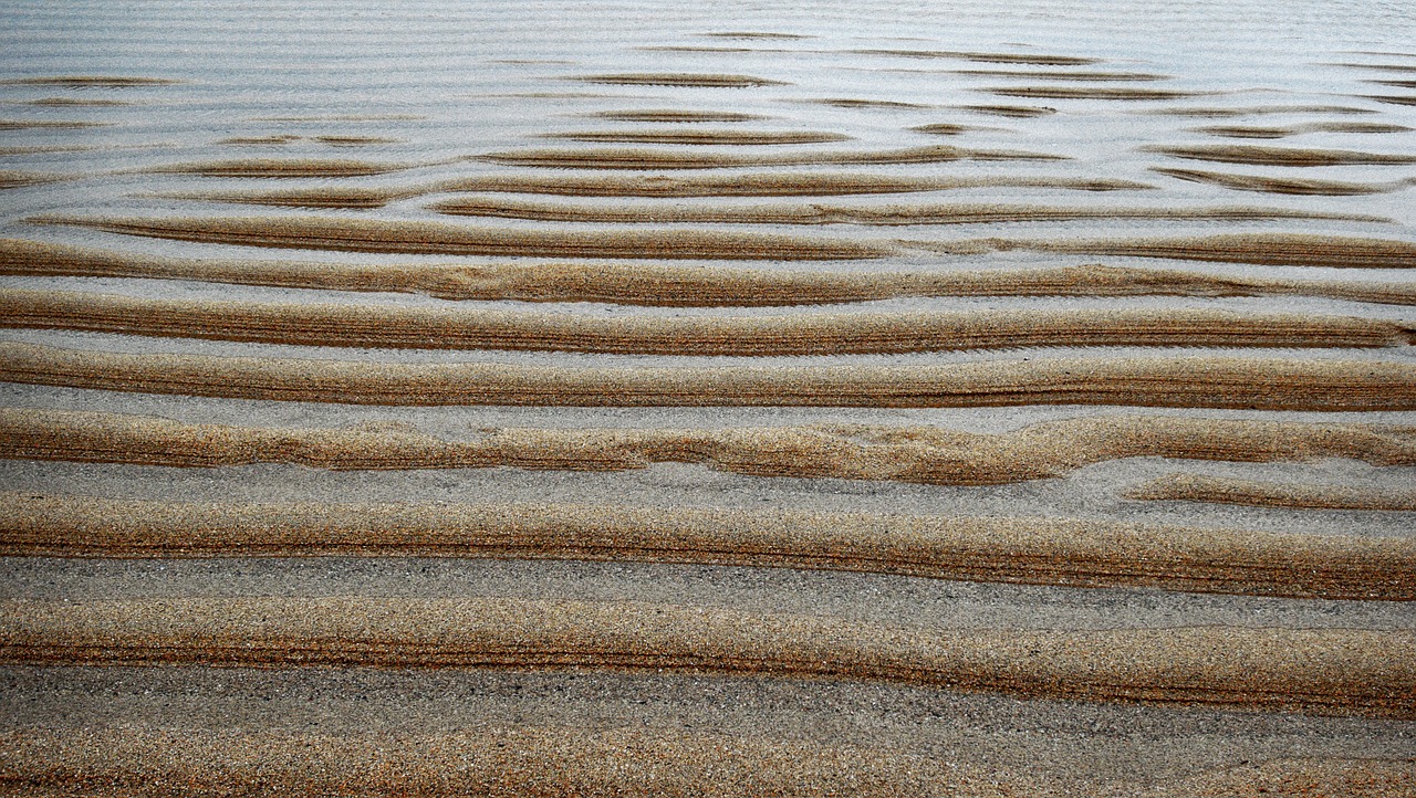ripples sand pattern free photo