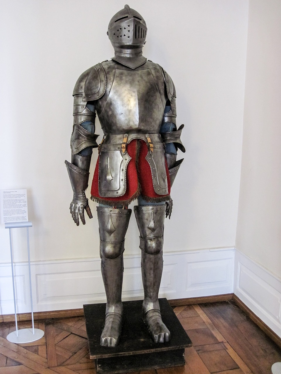 ritterruestung old knight armor knight free photo