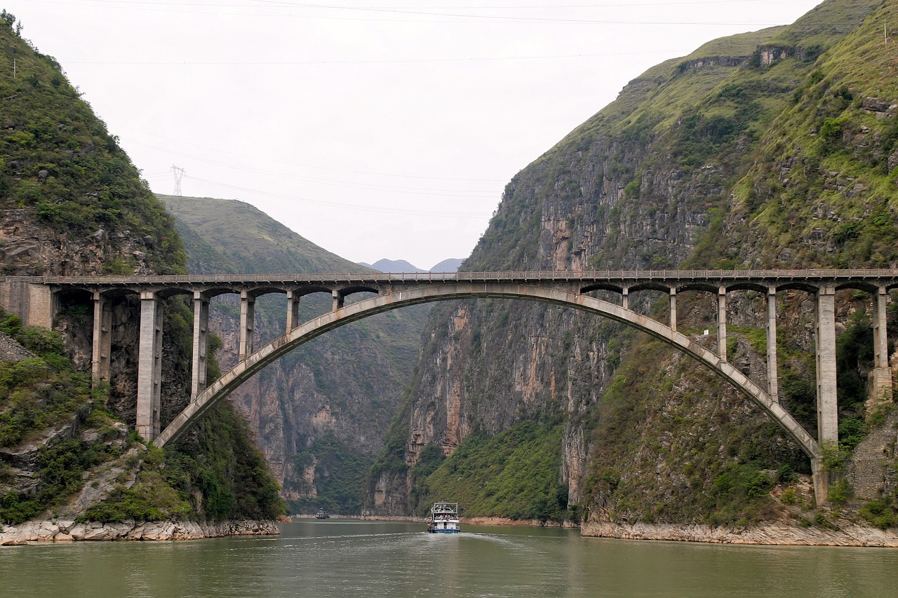 river gorge canyon free photo