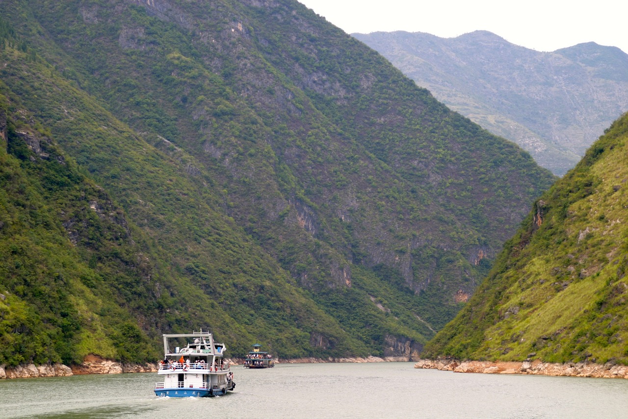 river gorge canyon free photo