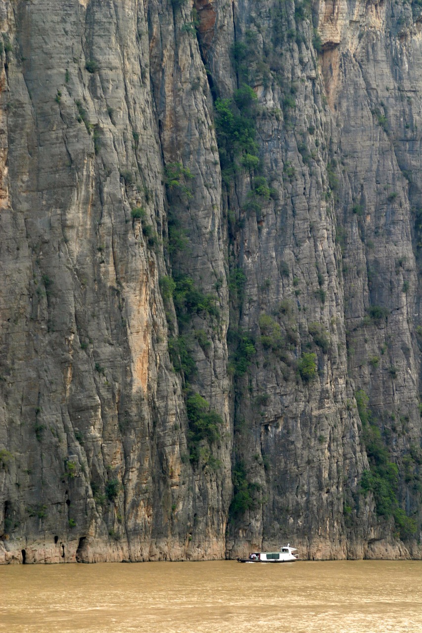 river gorge canyon free photo