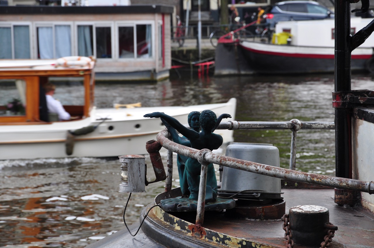 river boat amsterdam free photo