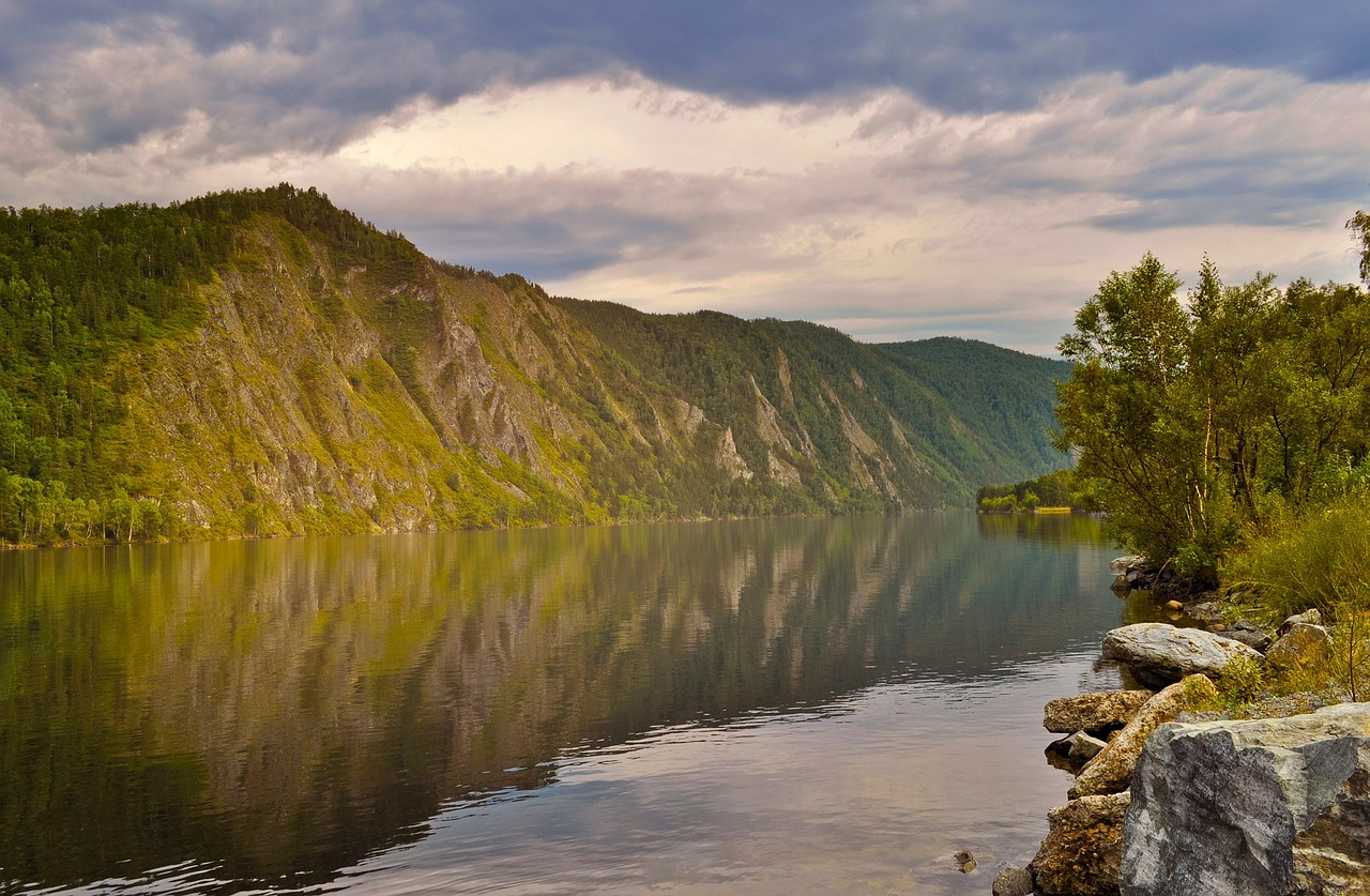 river beach mountains free photo