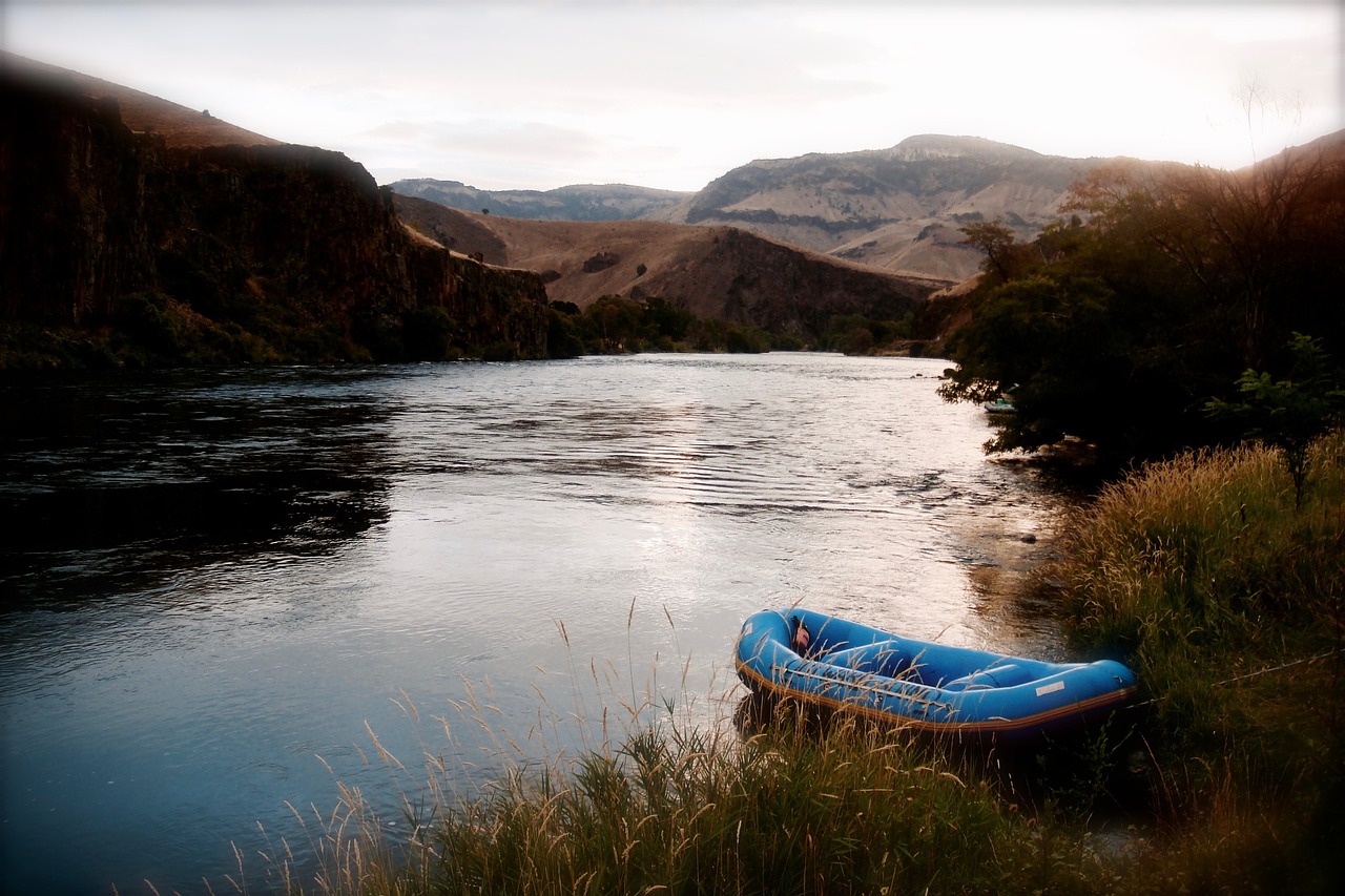 river boat raft free photo