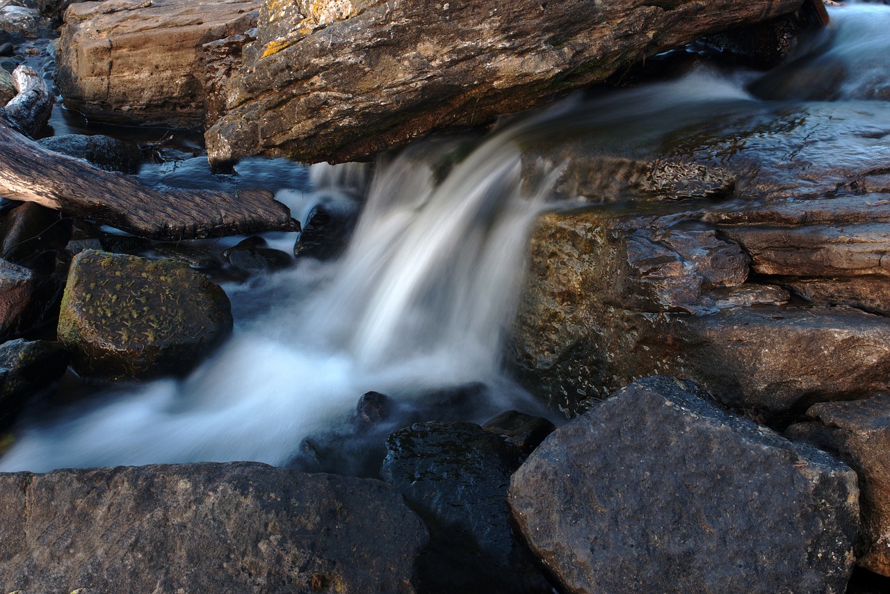 river spring burn free photo