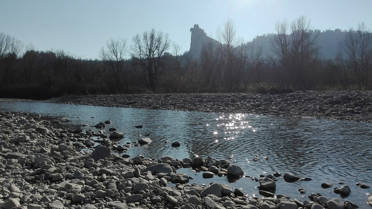 river marecchia landscape free photo