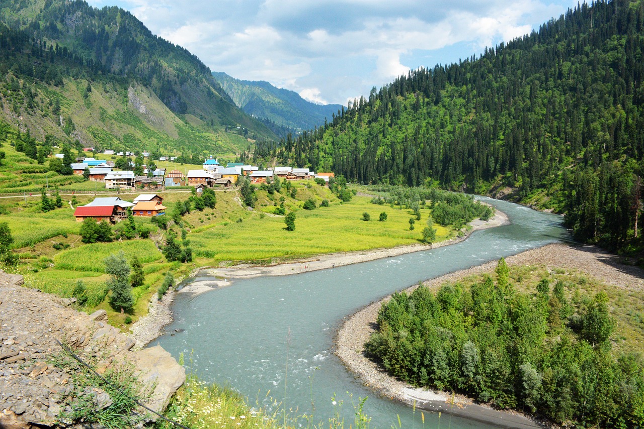 river neelam pakistan valley free photo