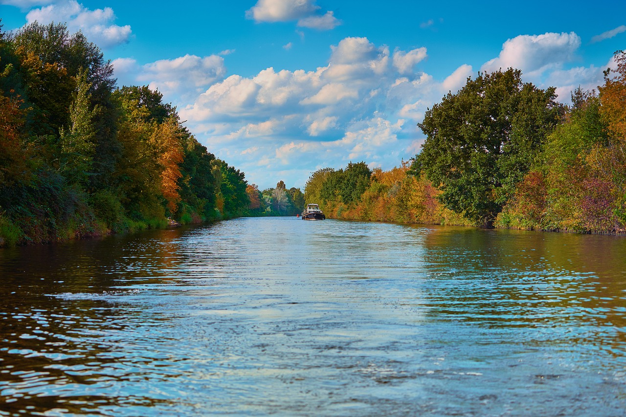river channel the teltow canal free photo