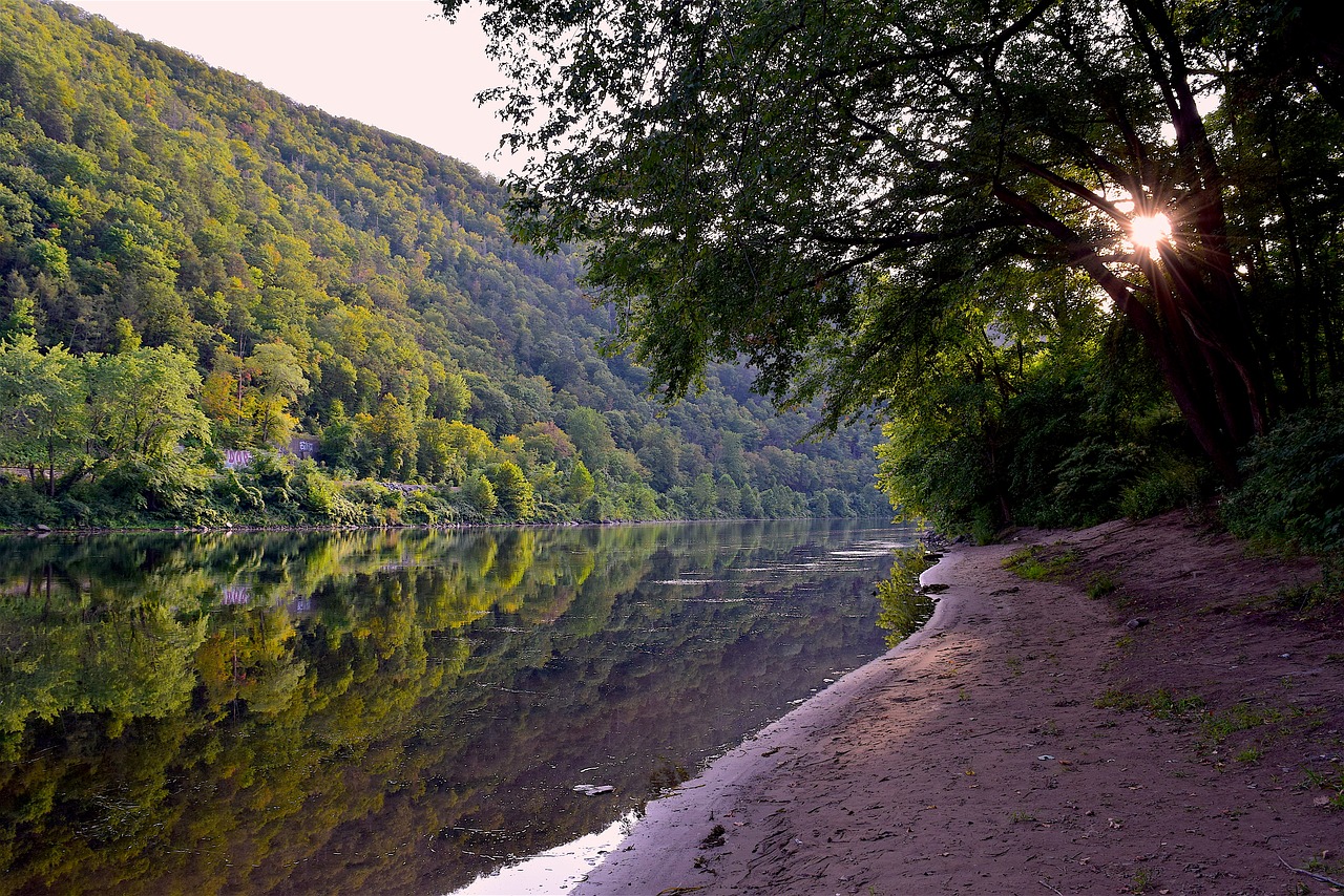 river shore mountain free photo