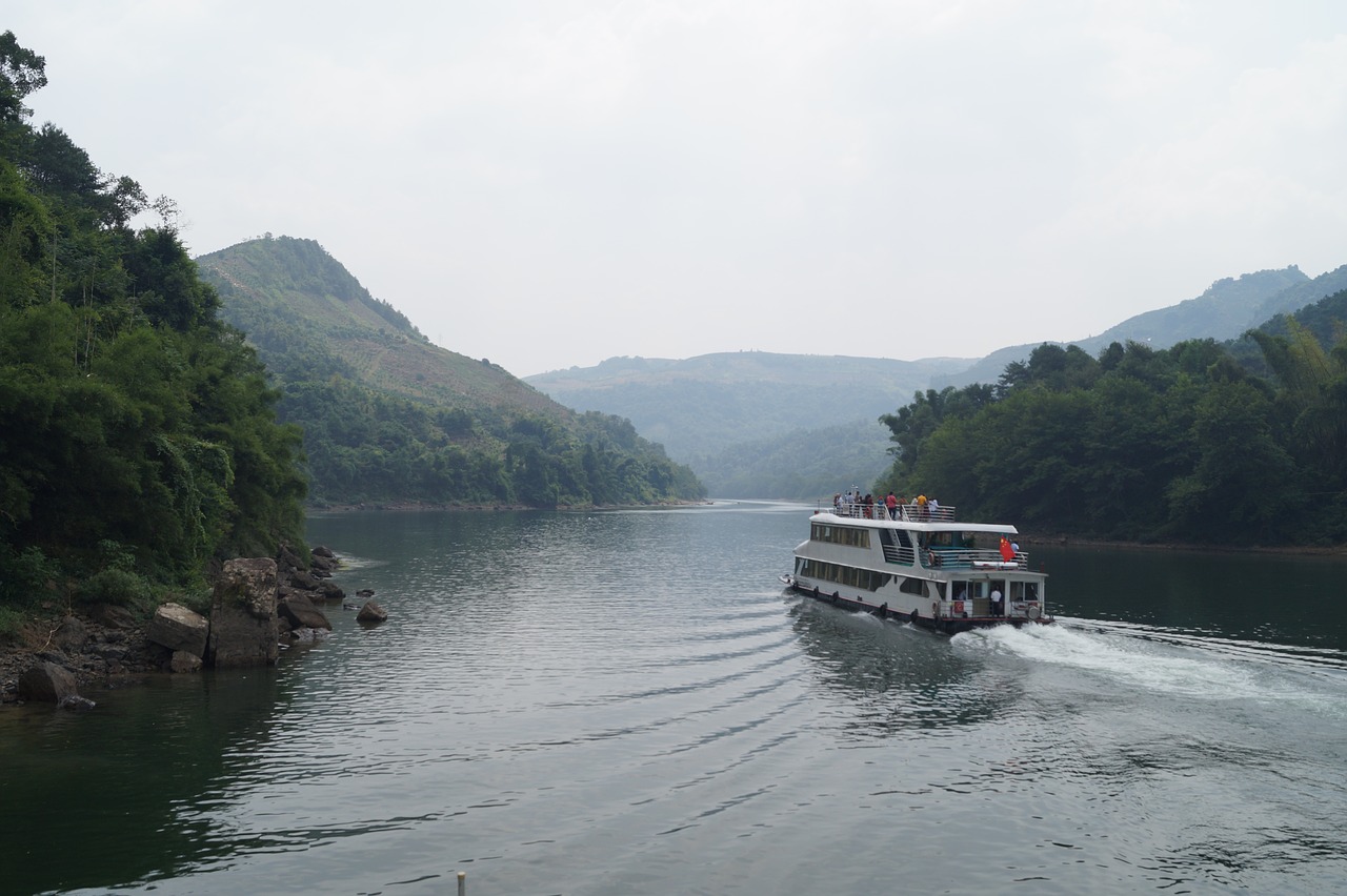 river boat china free photo