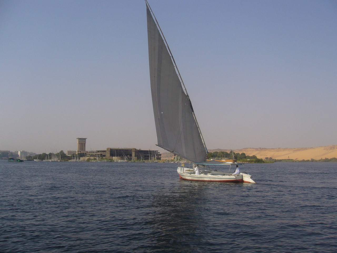 river nile sailing free photo