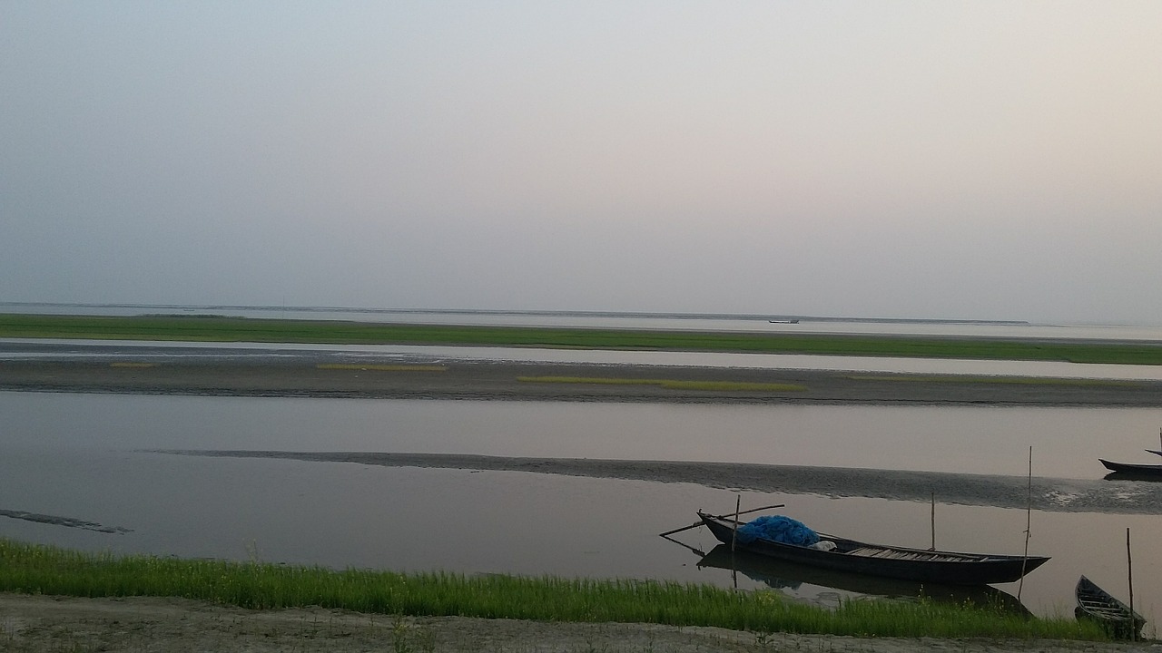 river boat travel free photo