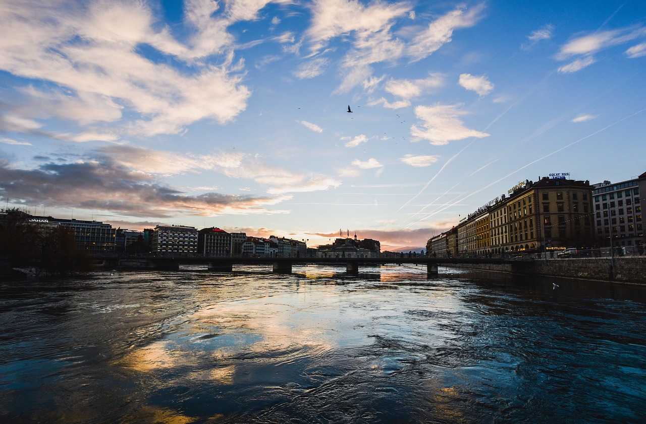 river  city  twilight free photo