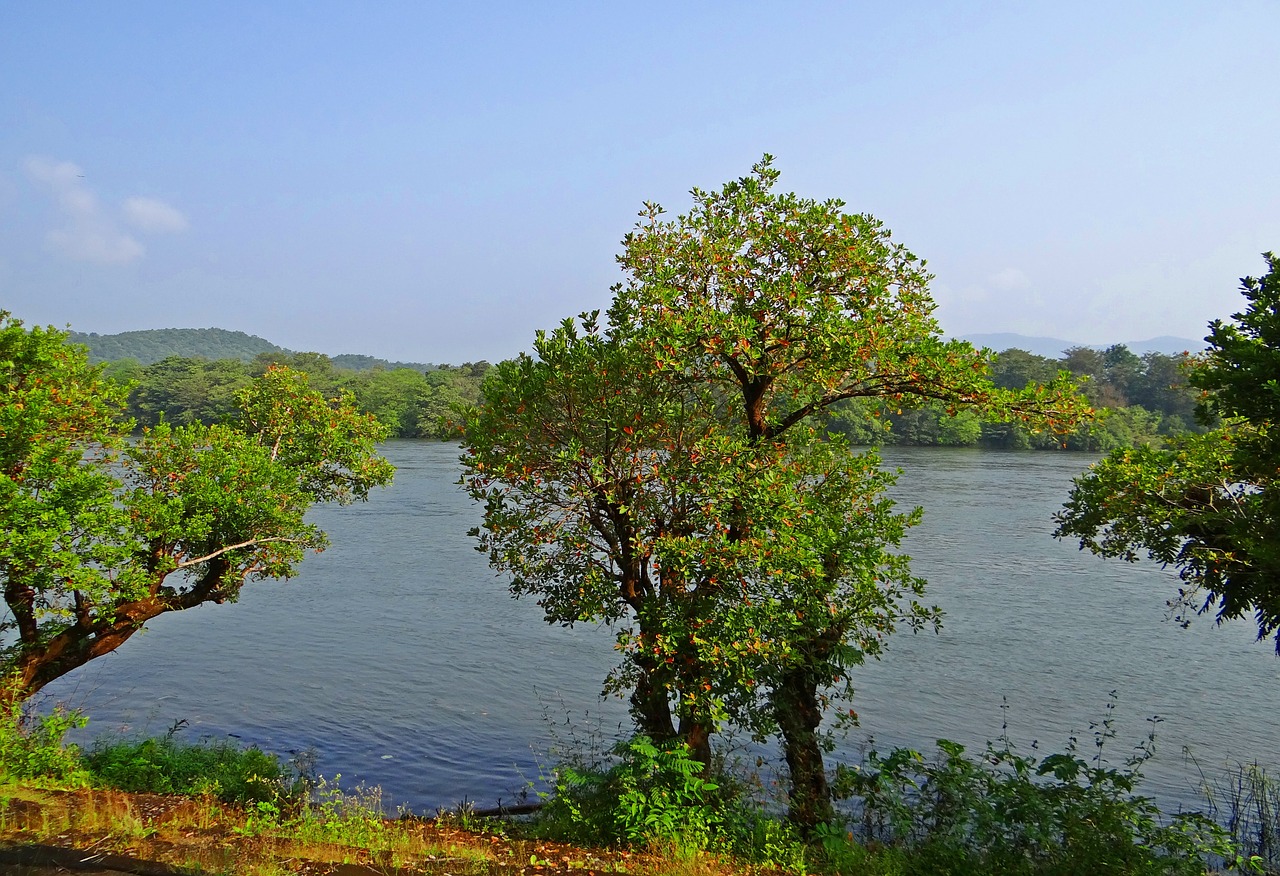 river kali mountains free photo