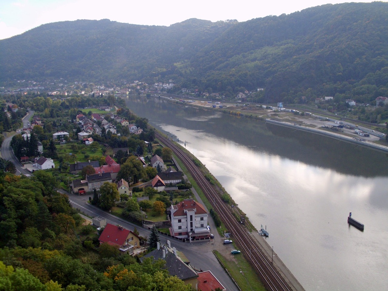 river elbe strekov free photo