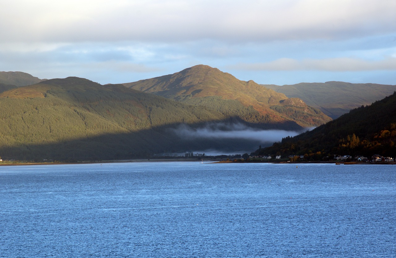 river clyde  water  hills free photo