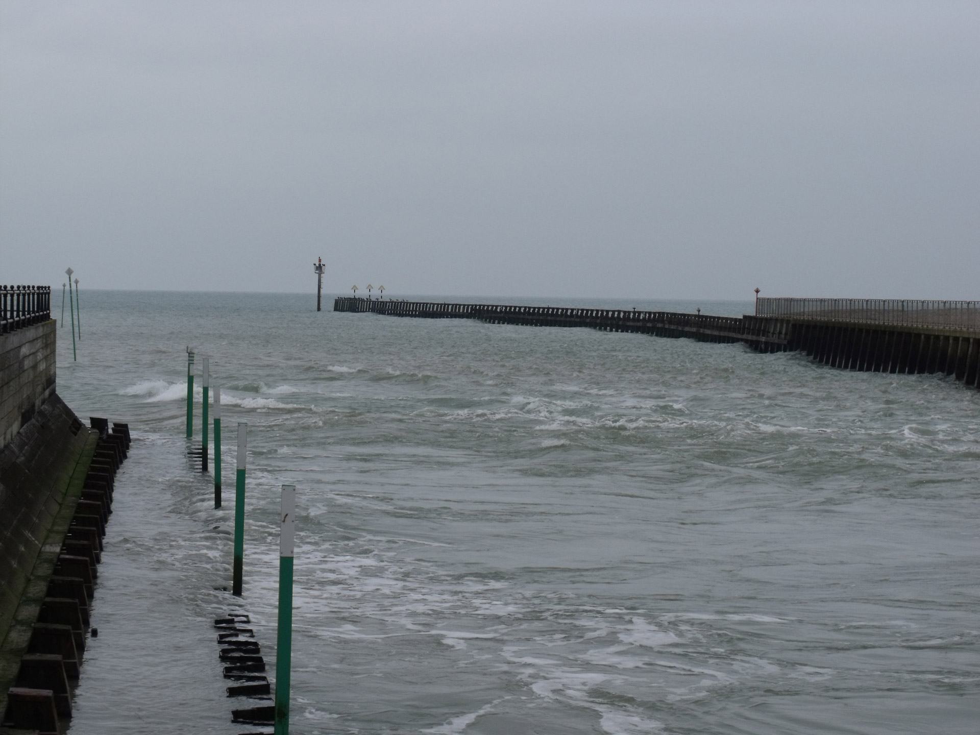 river mouth high tide river mouth free photo