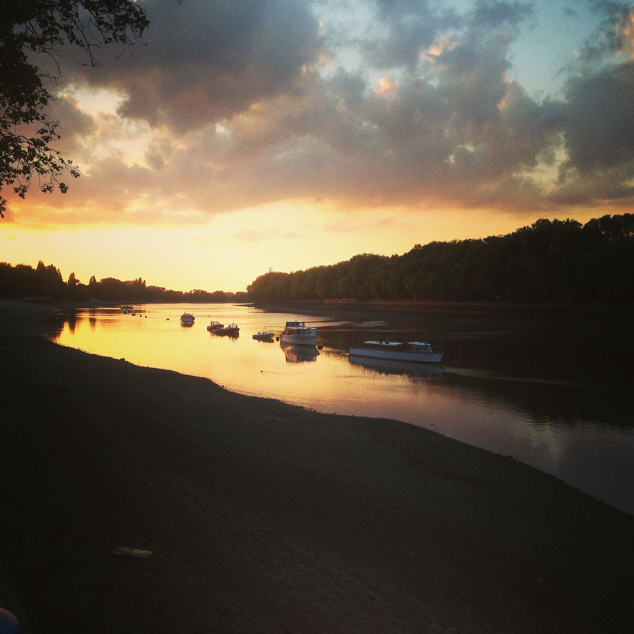 river thames putney london free photo