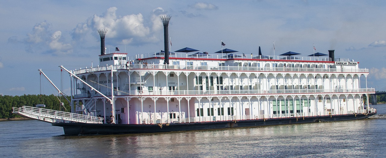 riverboat  paddle wheel  river free photo