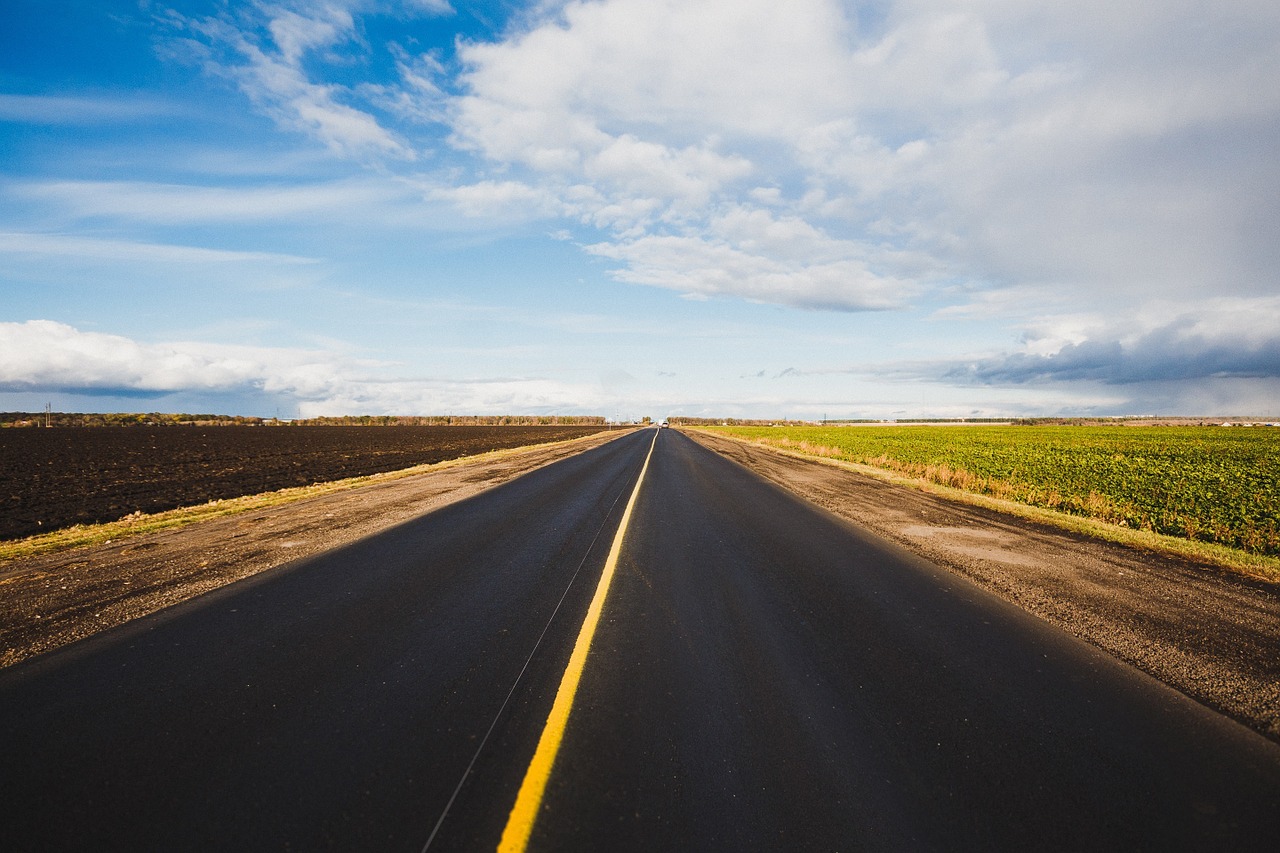 road asphalt sky free photo