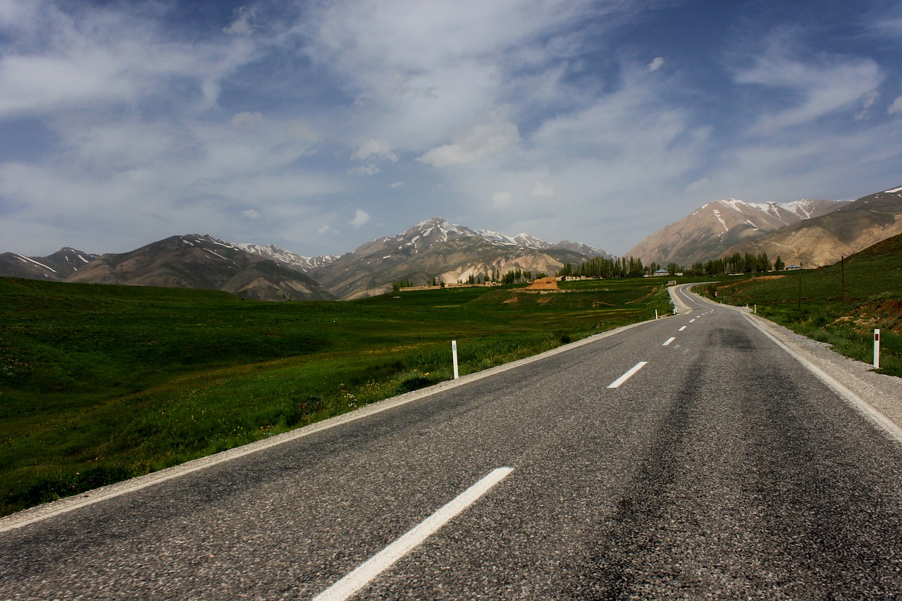 road asphalt nature free photo