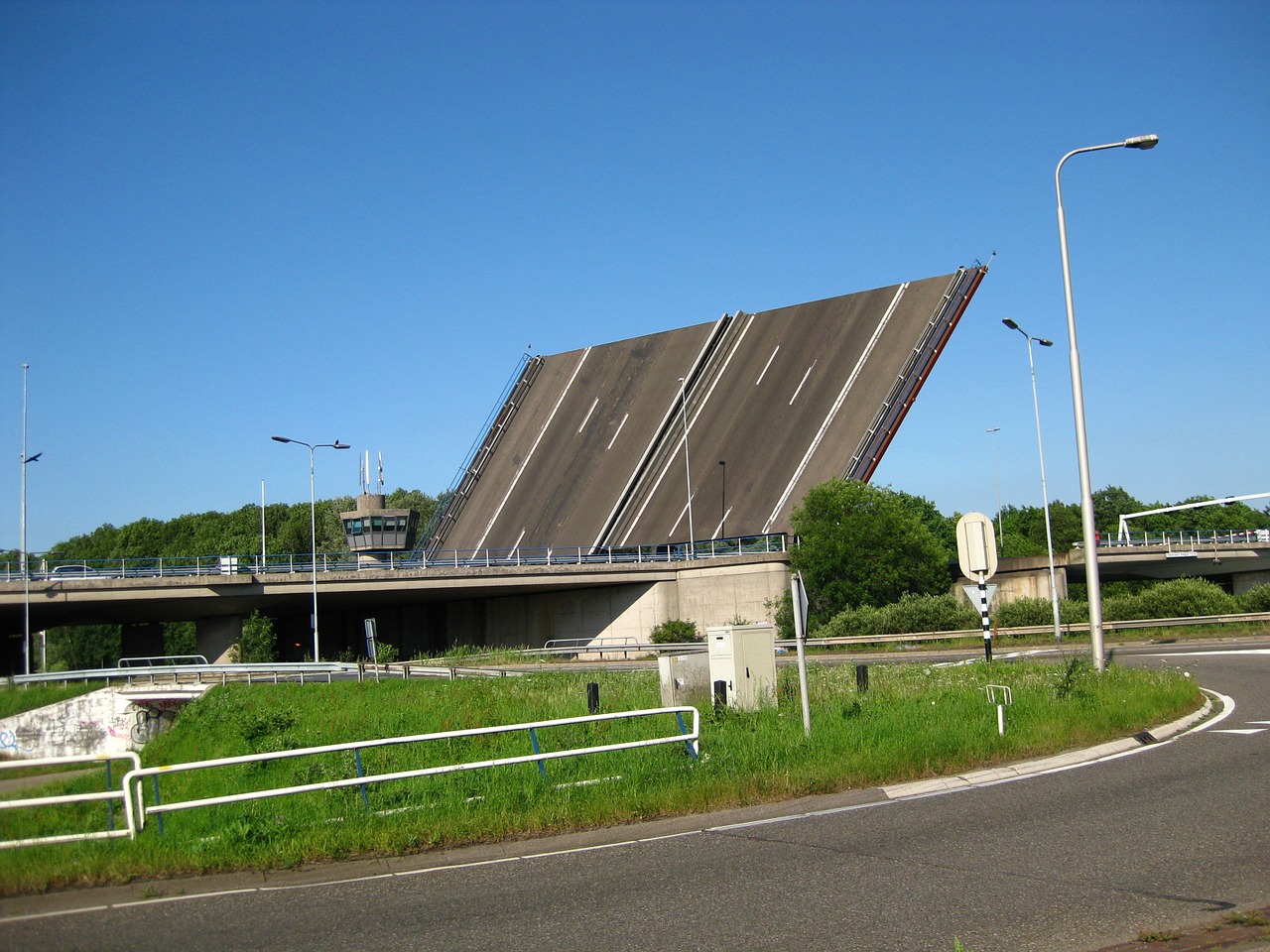 road bridge open free photo