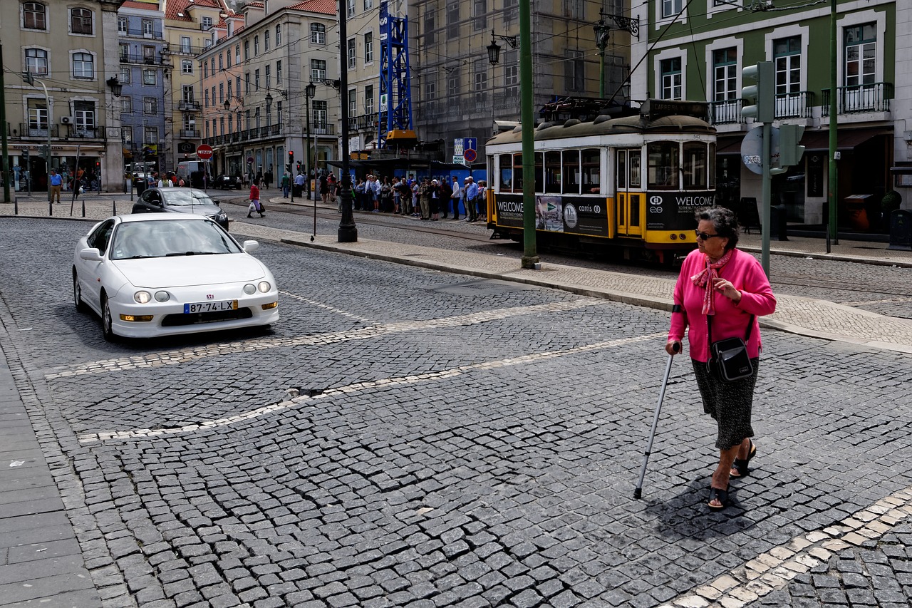 road elder lady free photo