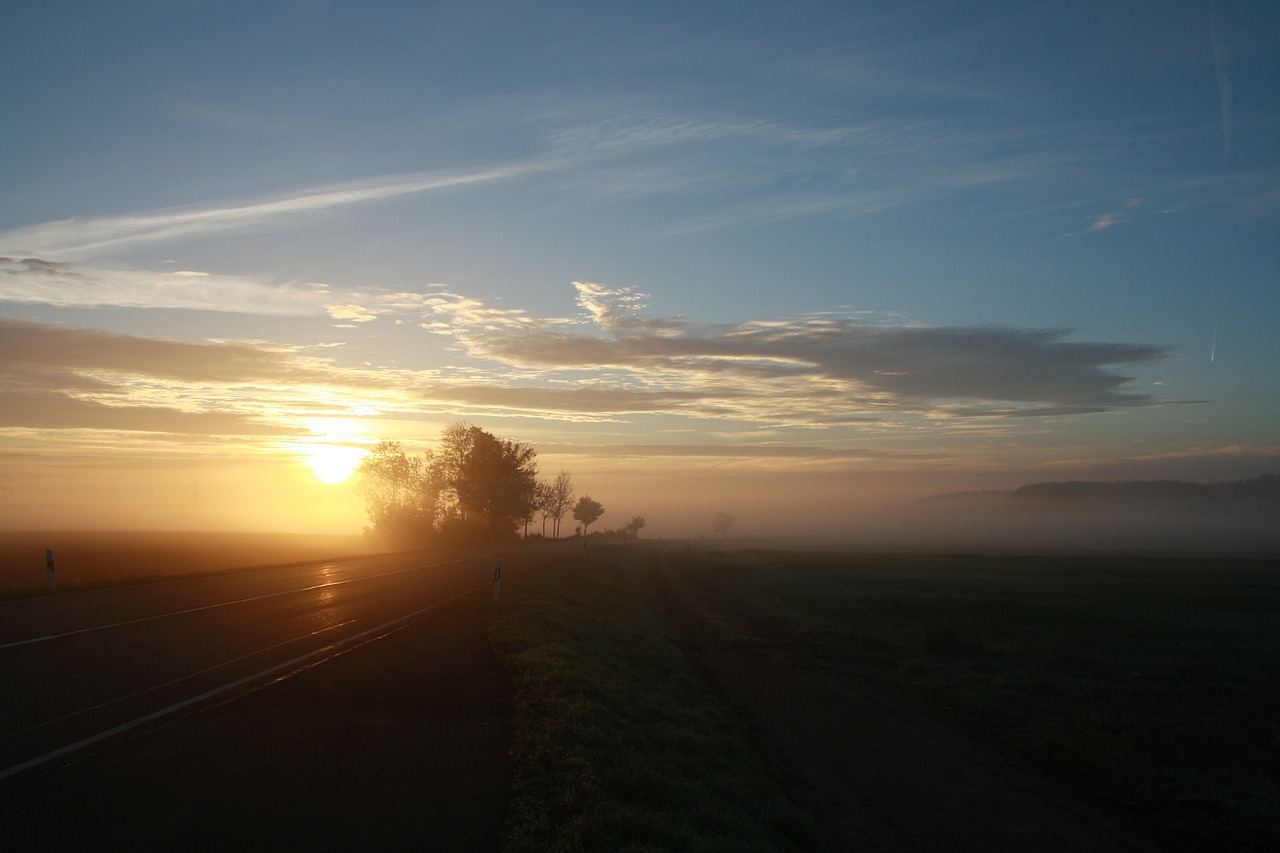 road morgenstimmung cold free photo