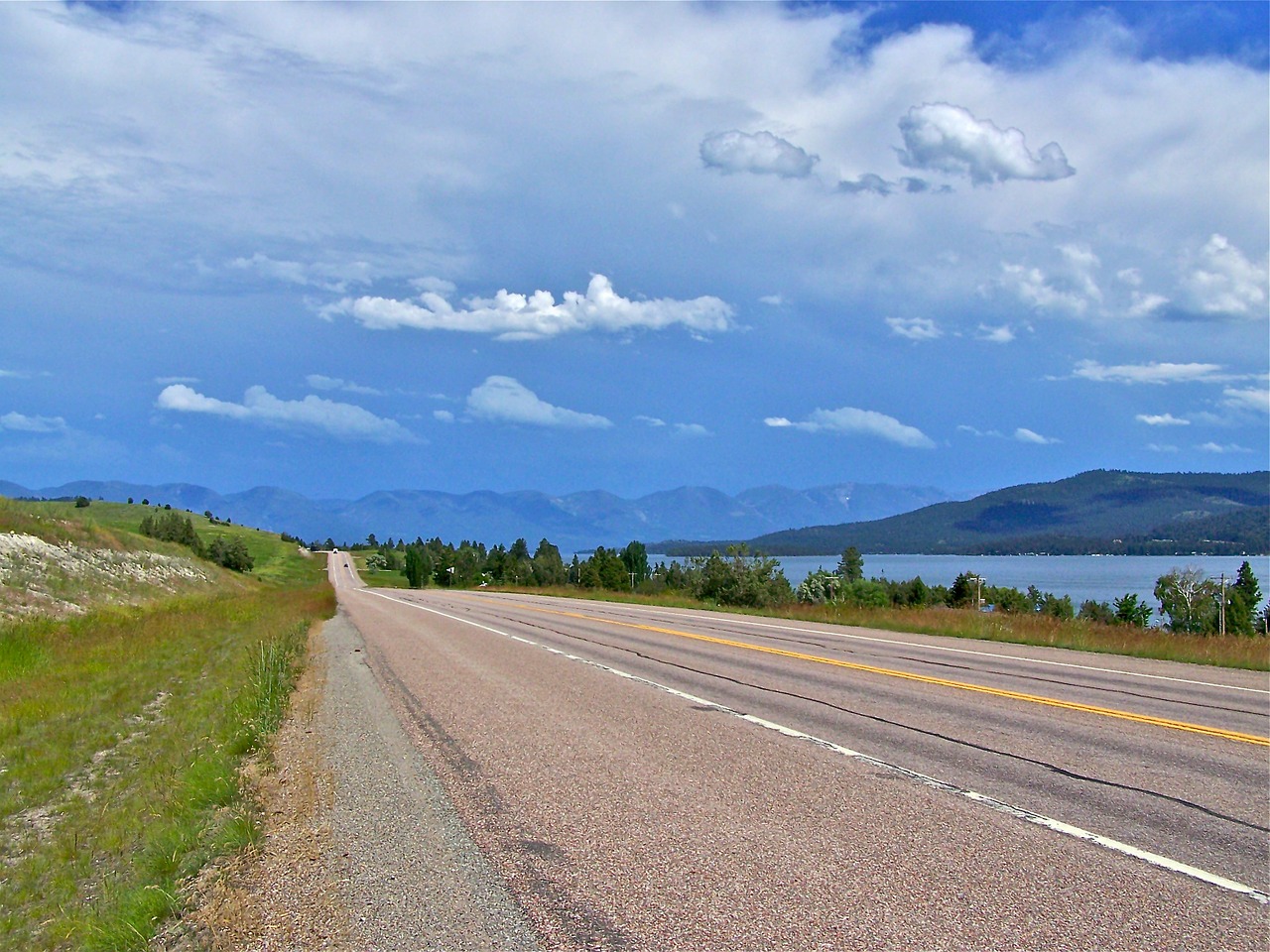 road travel montana free photo