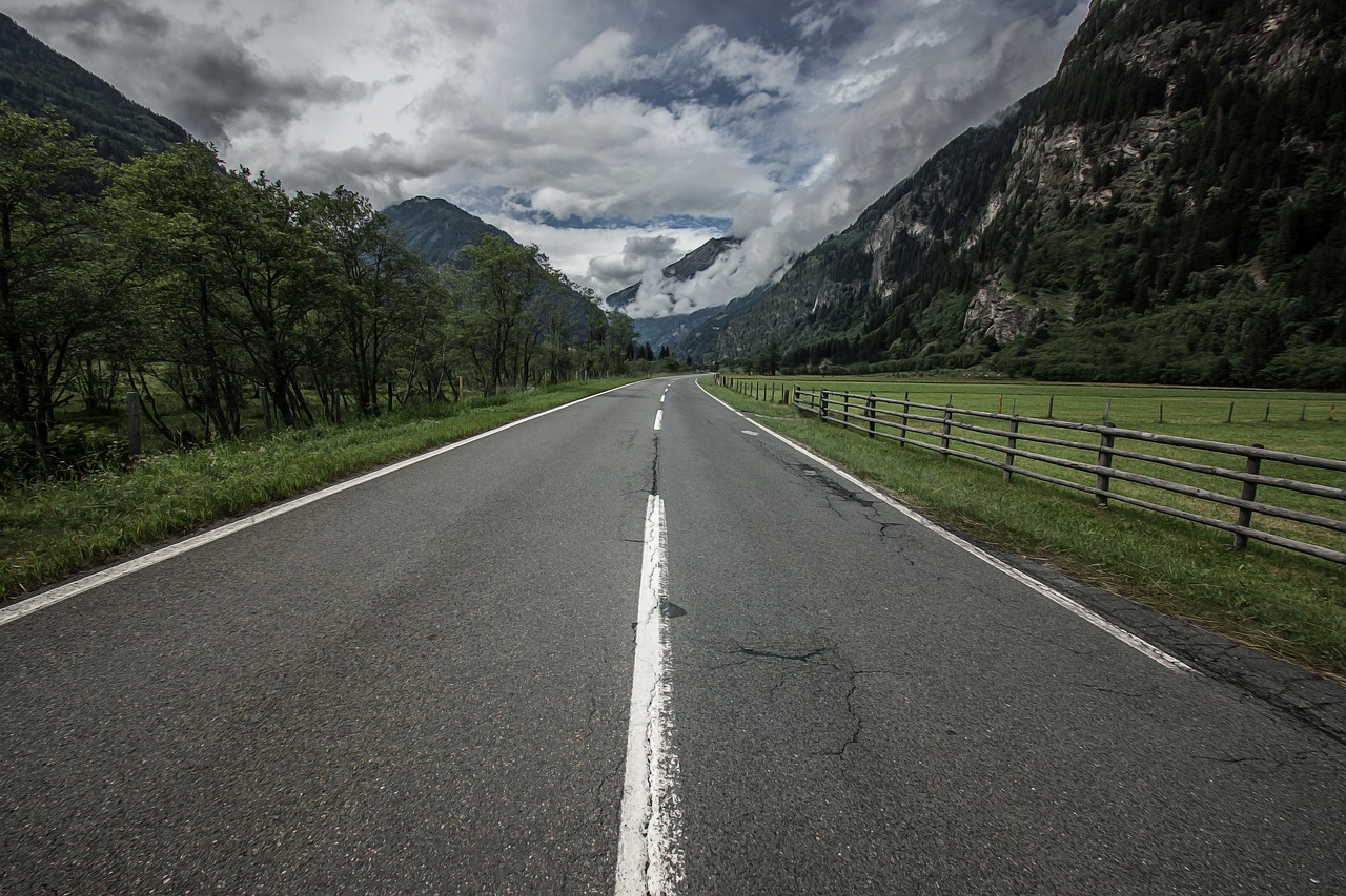 road road surface perspective free photo