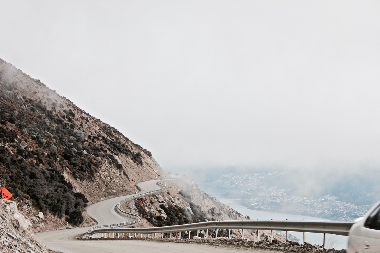 road fog mountain free photo