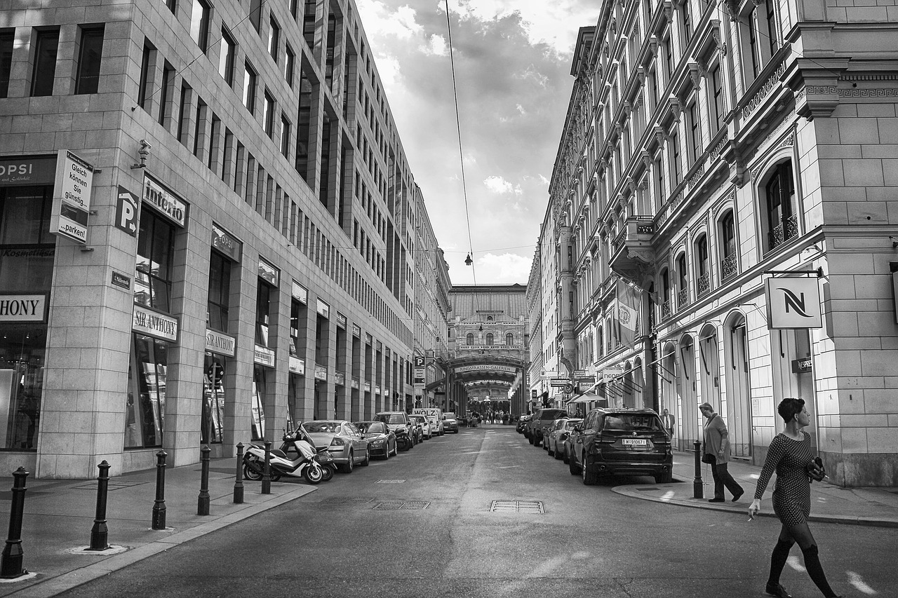 road downtown vienna free photo