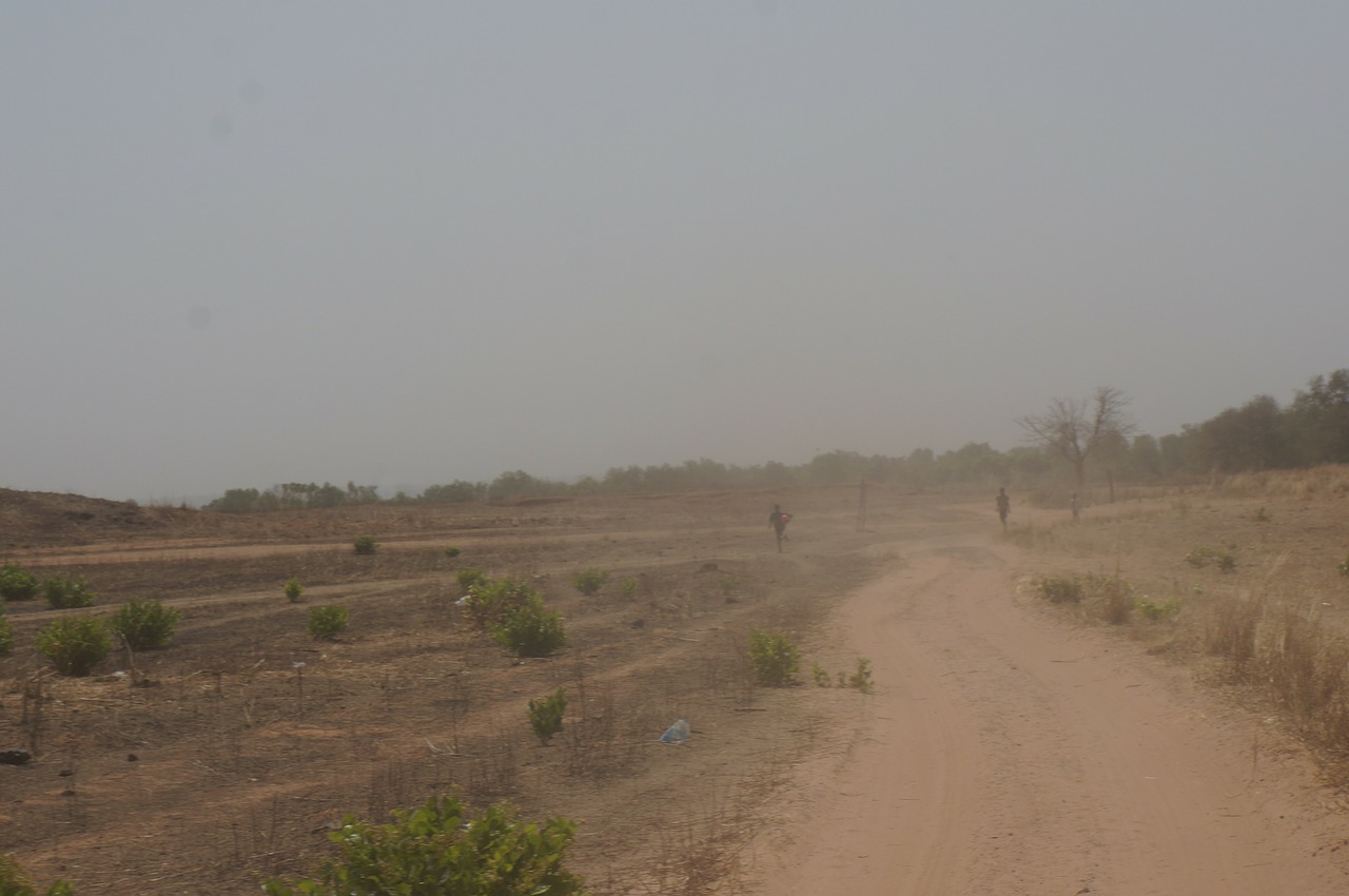 road dirt dusty free photo