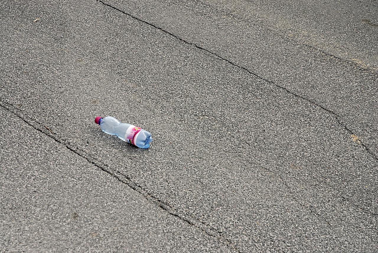 Road,asphalt,bottle,plastic,cracks - free image from needpix.com