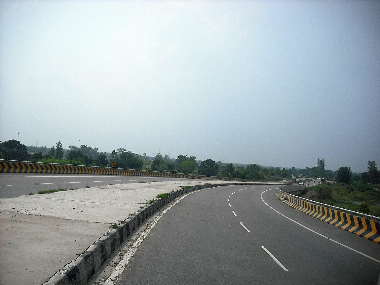 road scenery nature free photo