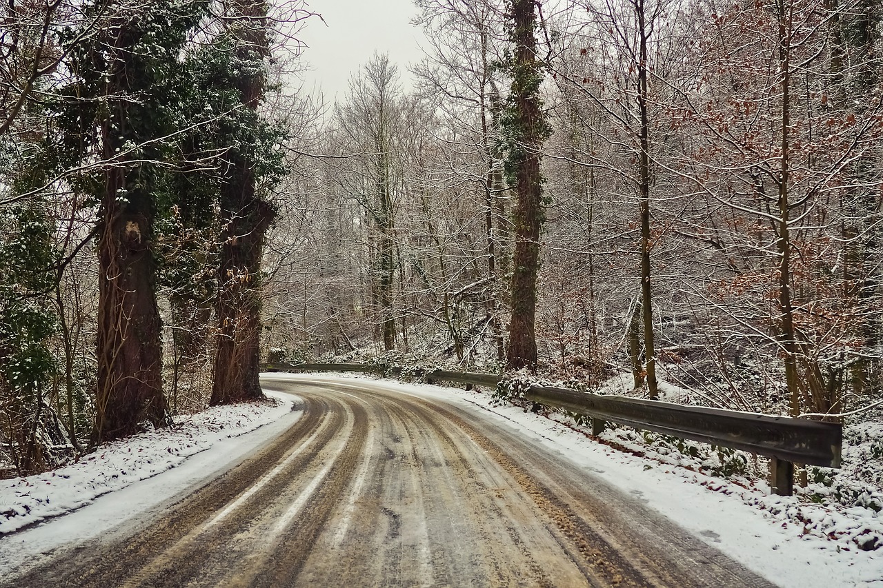 road  winter  snow free photo