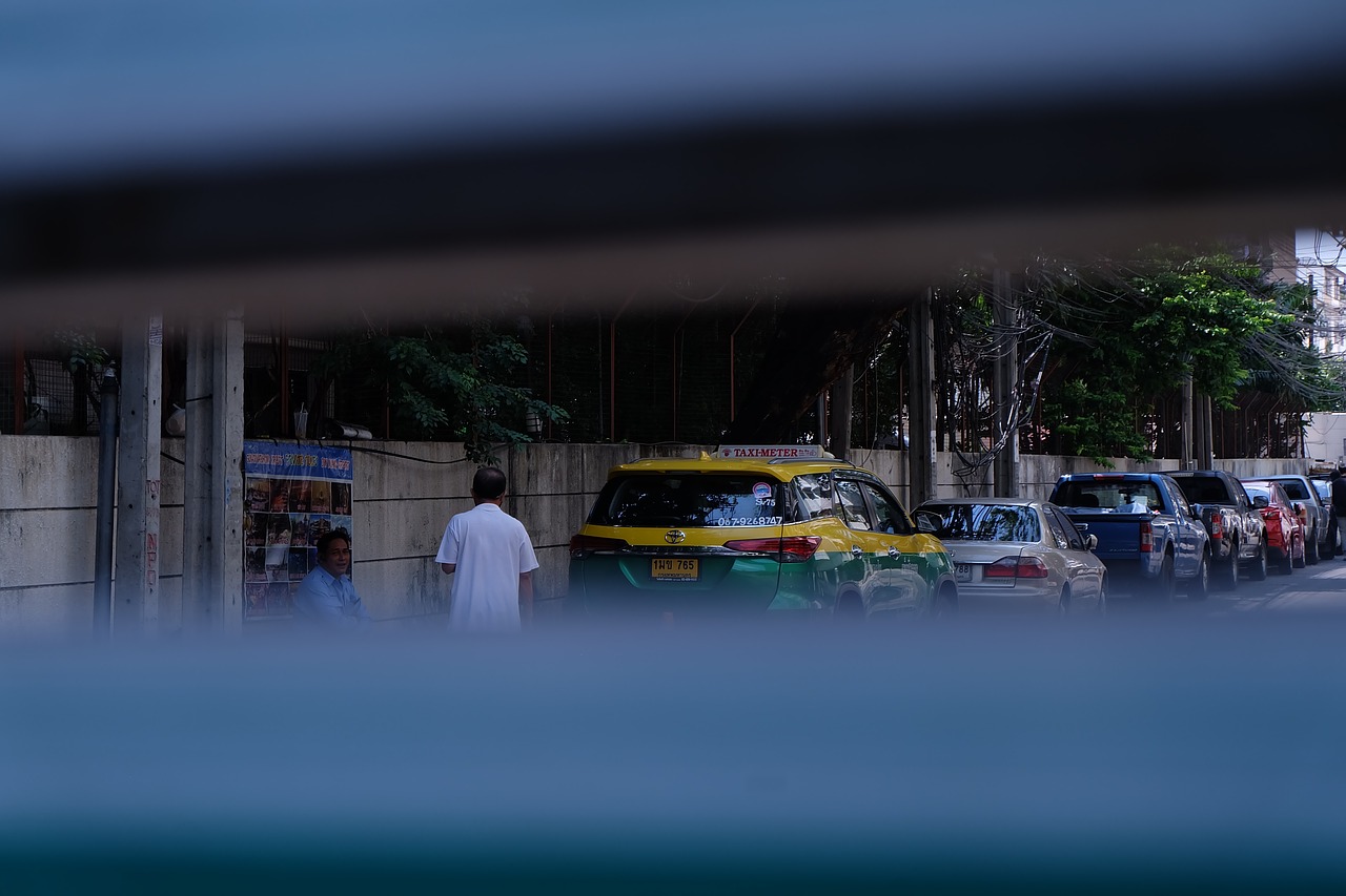 road  street  bangkok free photo