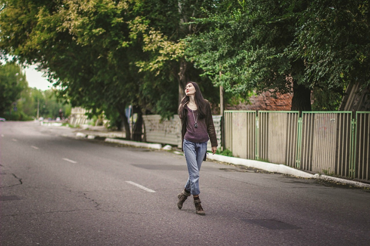 road girl greens free photo