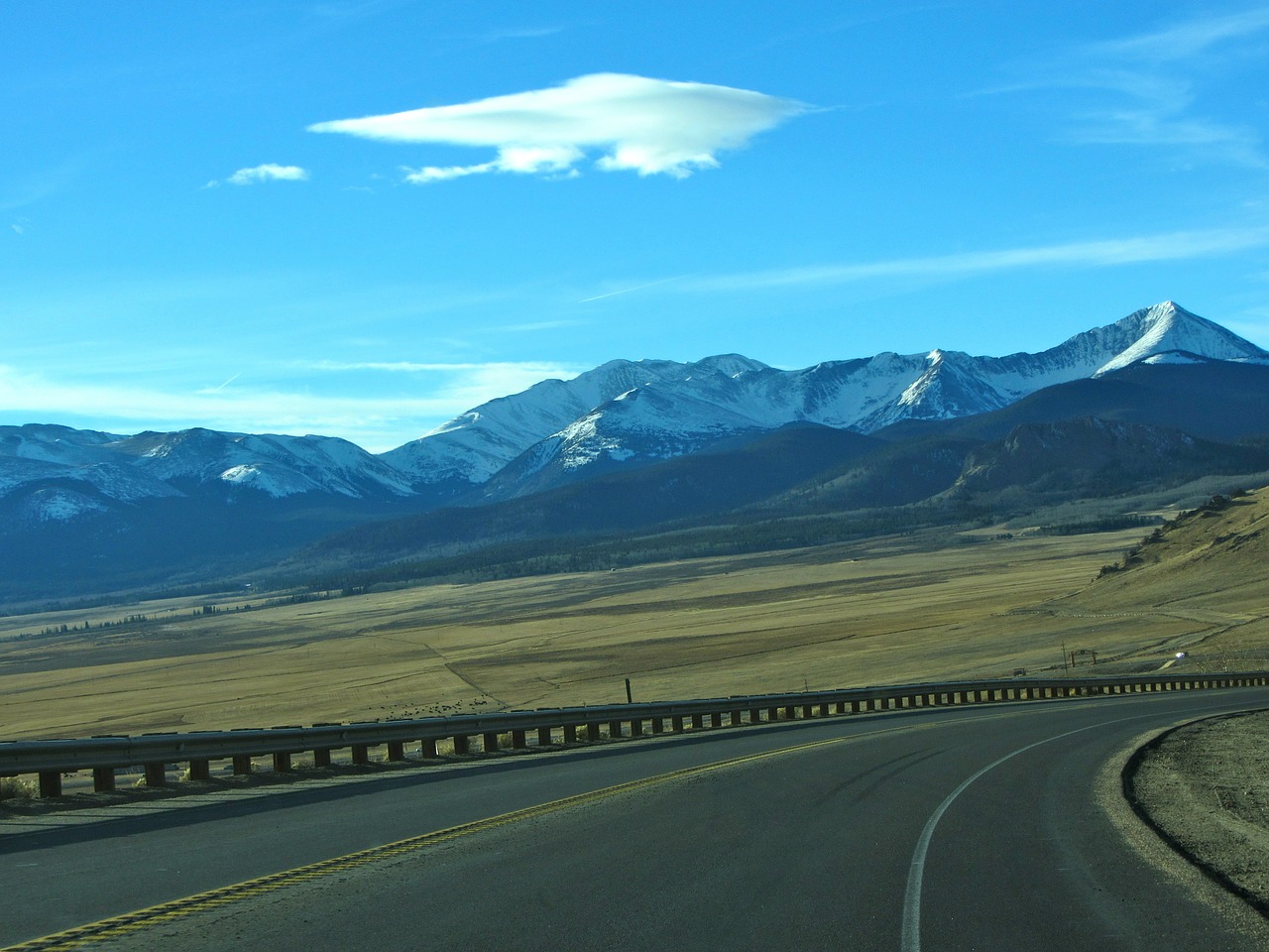 road mountains colorado free photo