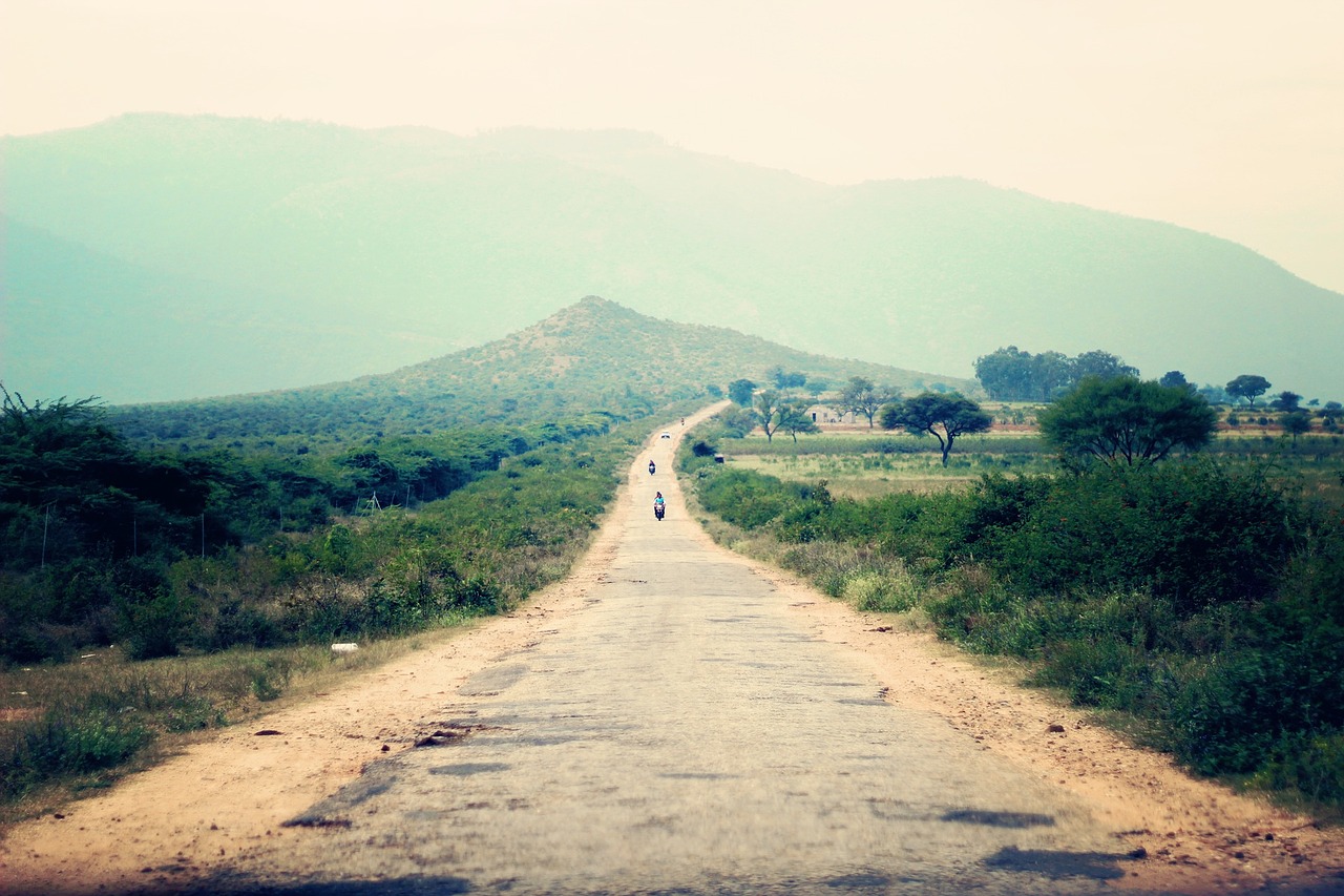 road hills sky free photo