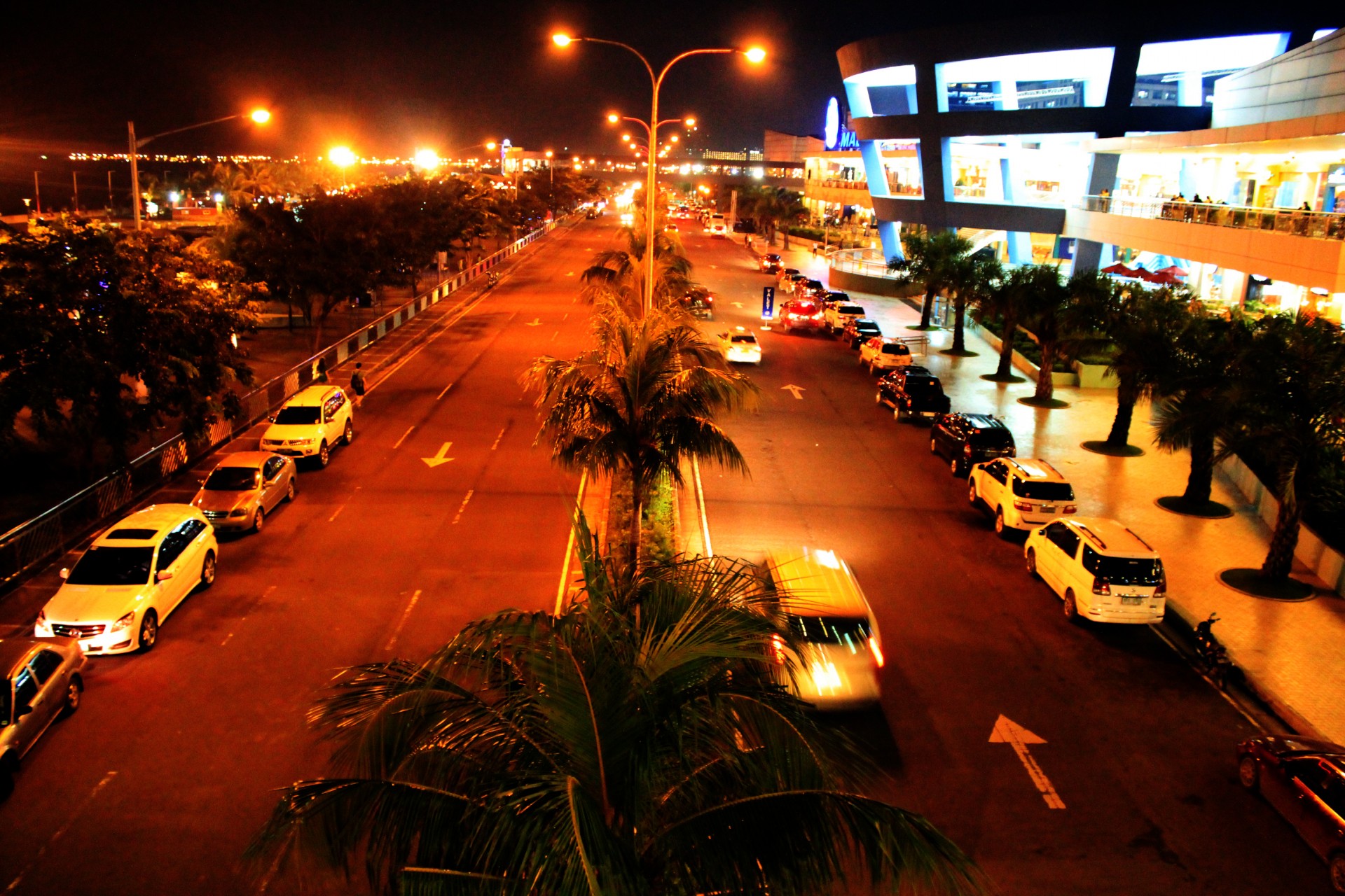 road at night lights traffic lights free photo