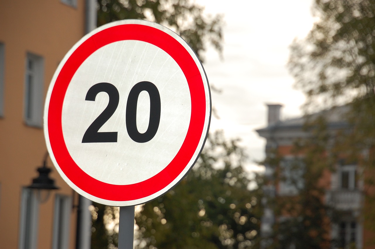 road sign speed limit street free photo