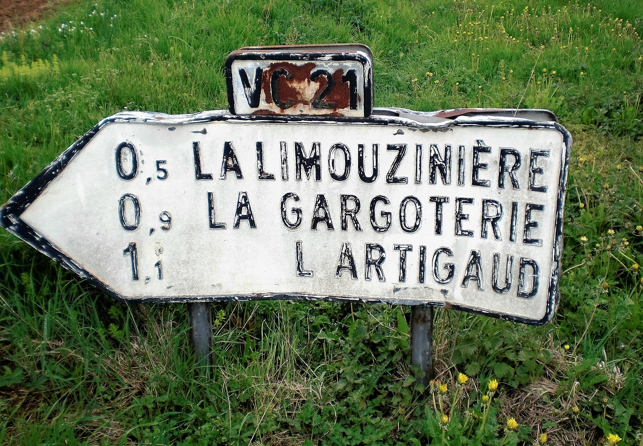 road sign old rusted free photo