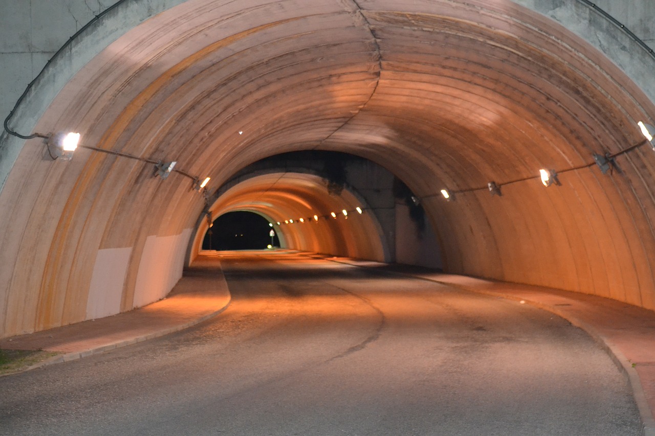 road tunnel auto tunnel tunnel free photo