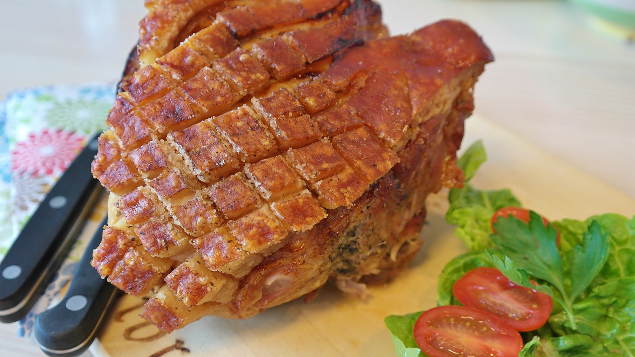 roast pork pig crust roast free photo