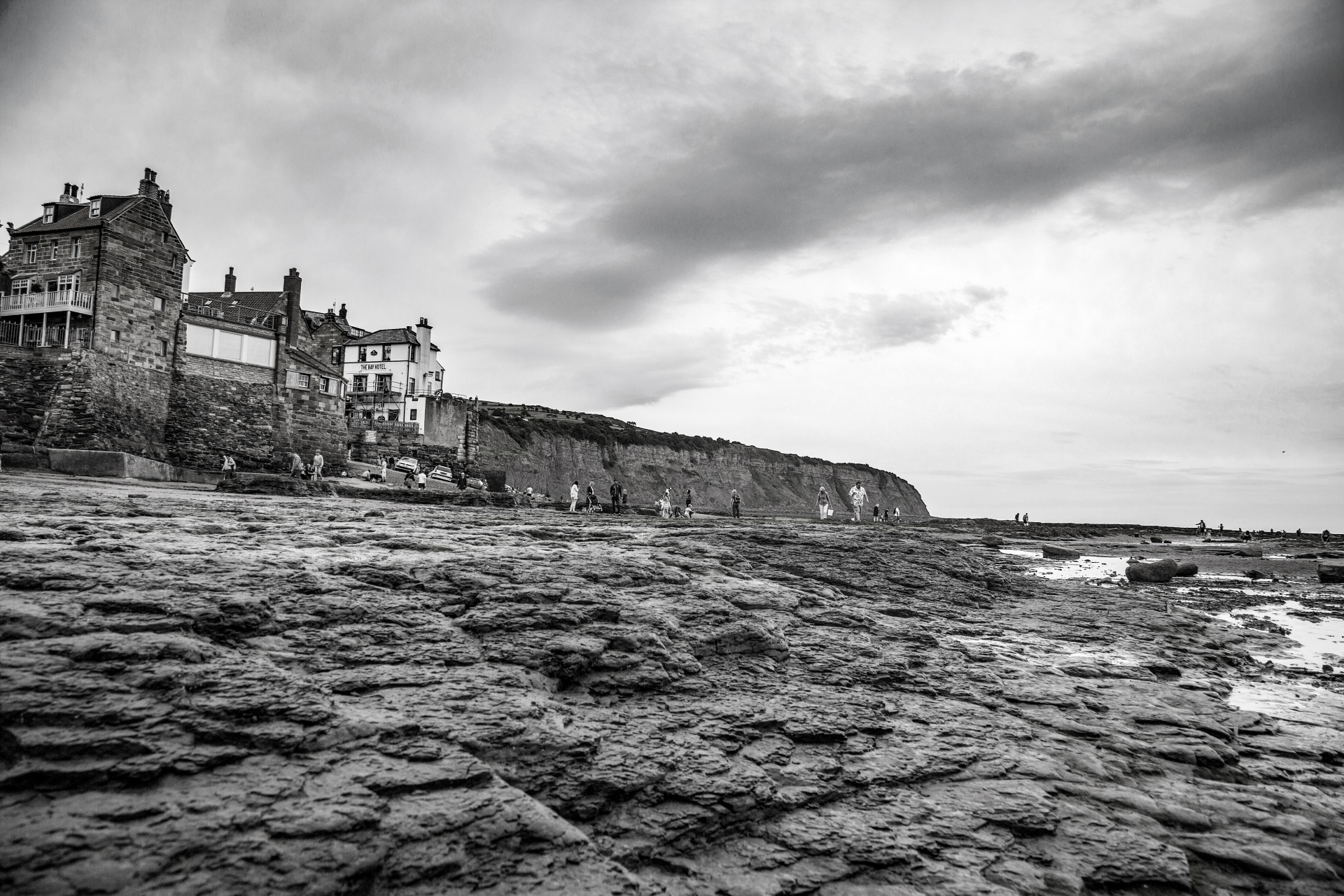 robin hoods bay free photo