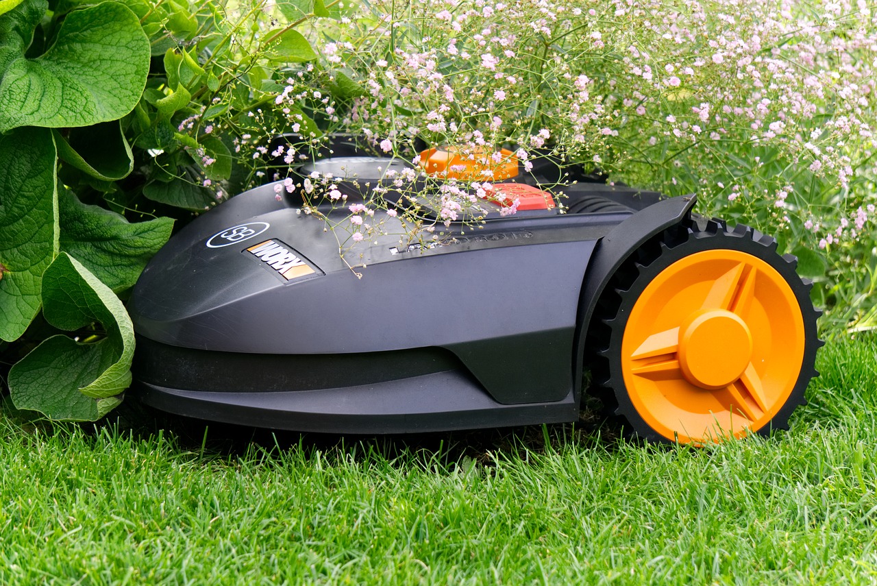 robot mower  robot  autonomous free photo