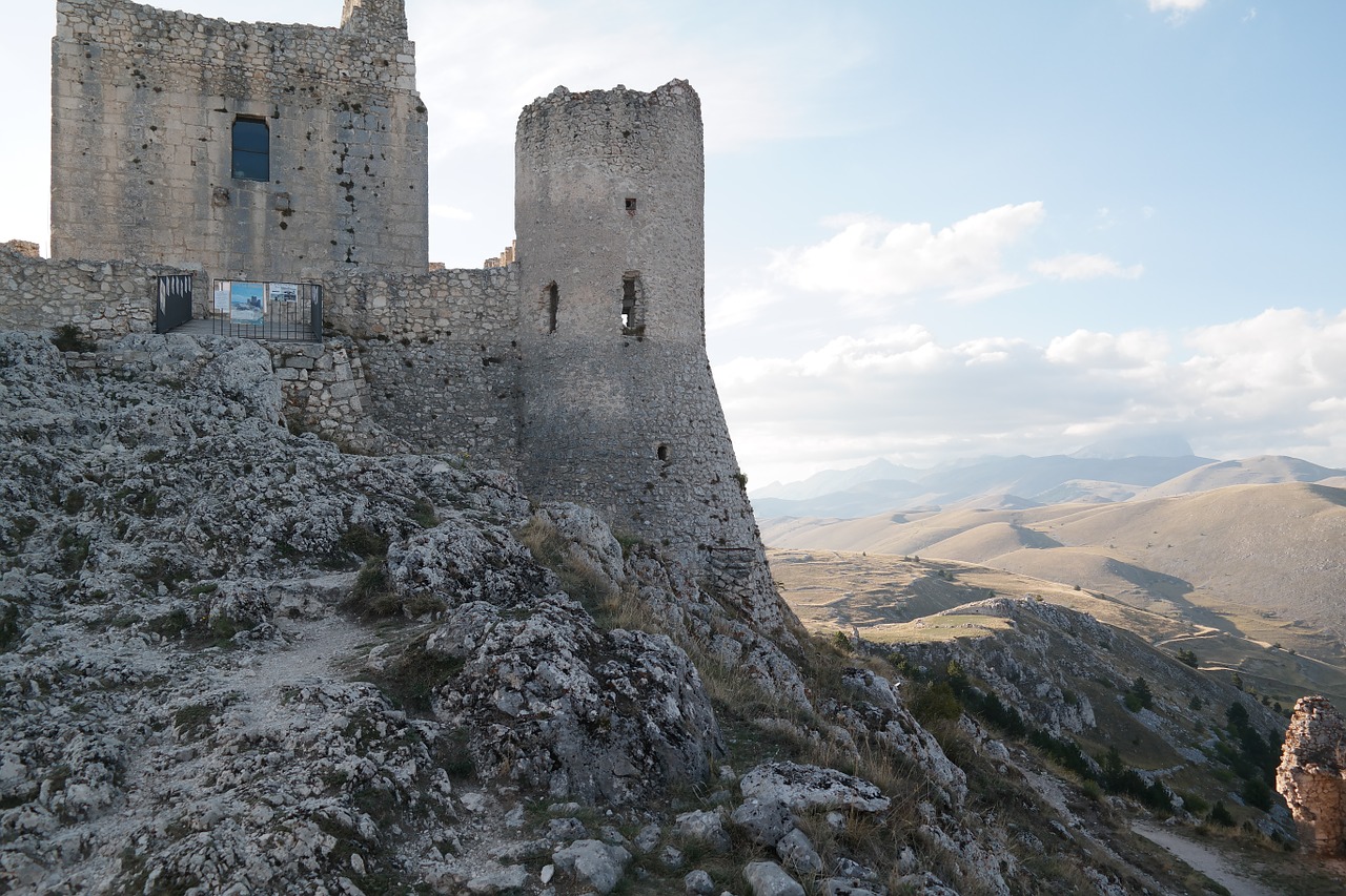 rocca calascio castle walls free photo